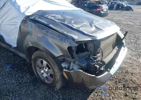 2012 Ford Escape Limited z USA, uszkodzony, nr VIN 1FMCU0E70CKA10328